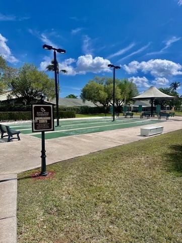 705 SE 25th Ln, Homestead, FL 33033