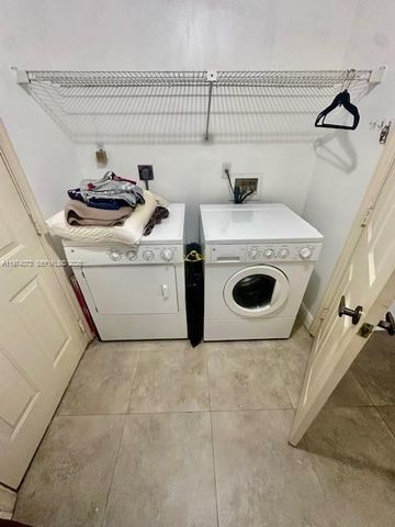 705 SE 25th Ln, Homestead, FL 33033