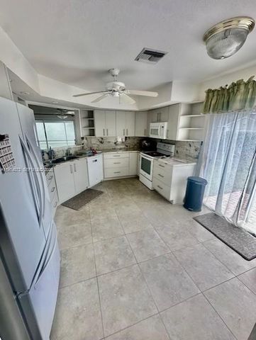 705 SE 25th Ln, Homestead, FL 33033