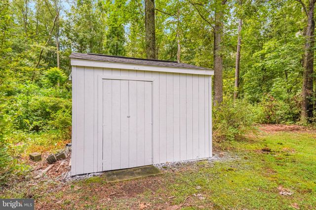 6004 MASSAPONAX CHURCH RD, Fredericksburg, VA 22407