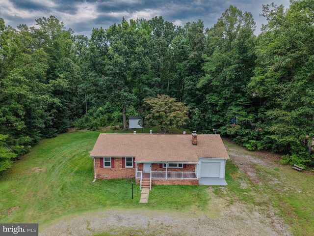 6004 MASSAPONAX CHURCH RD, Fredericksburg, VA 22407