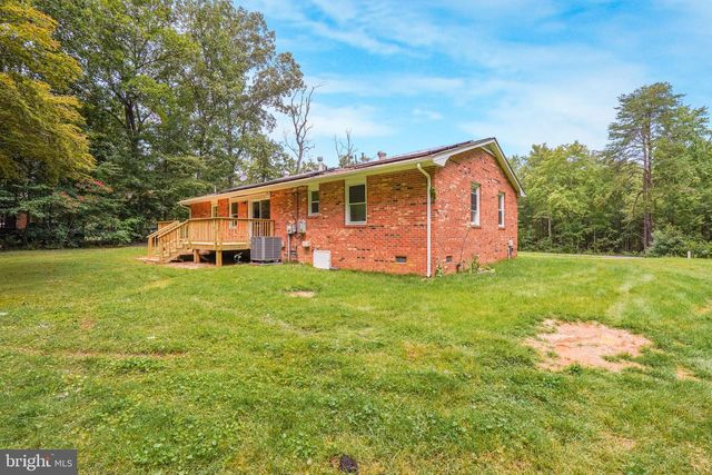 6004 MASSAPONAX CHURCH RD, Fredericksburg, VA 22407