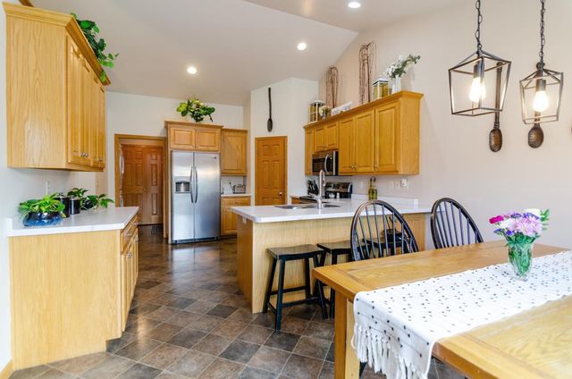 1843 MISTY MOON WAY, De Pere, WI 54115