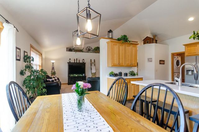 1843 MISTY MOON WAY, De Pere, WI 54115