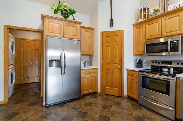 1843 MISTY MOON WAY, De Pere, WI 54115