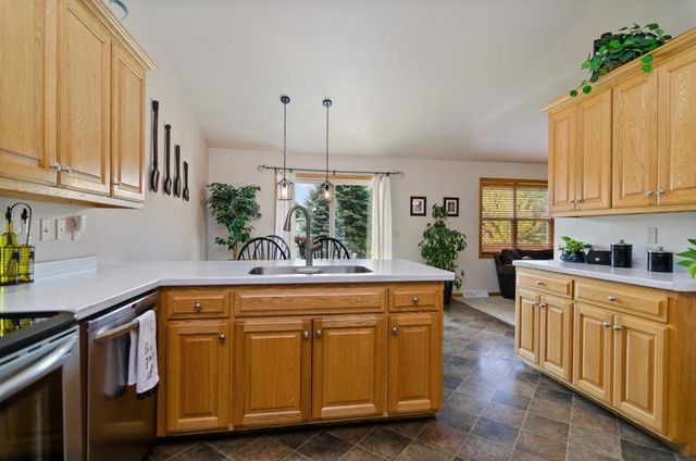 1843 MISTY MOON WAY, De Pere, WI 54115