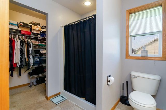 1843 MISTY MOON WAY, De Pere, WI 54115