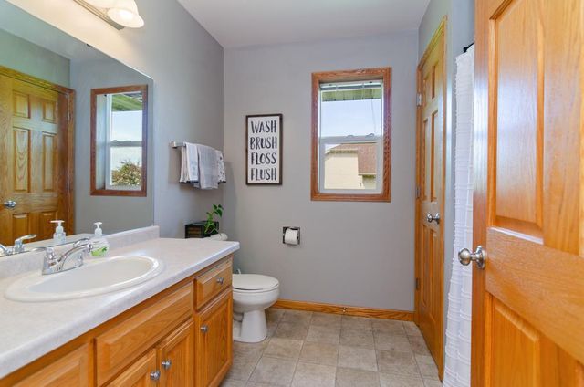 1843 MISTY MOON WAY, De Pere, WI 54115