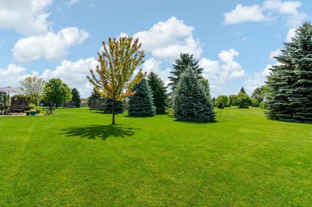 1843 MISTY MOON WAY, De Pere, WI 54115
