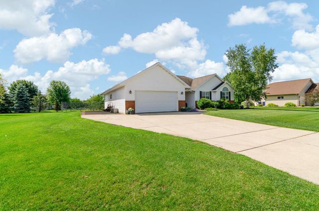 1843 MISTY MOON WAY, De Pere, WI 54115