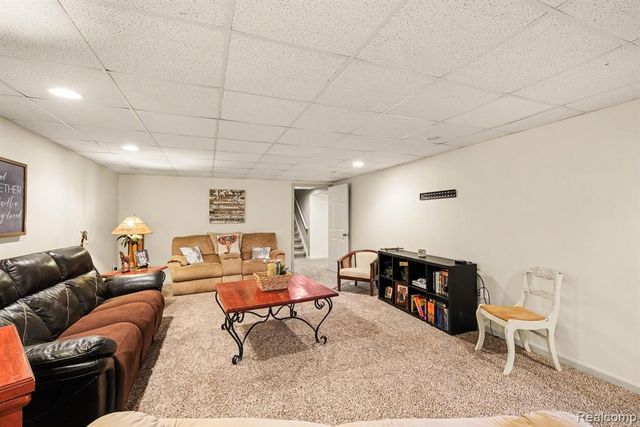 632 Mill Street, Fenton, MI 48430