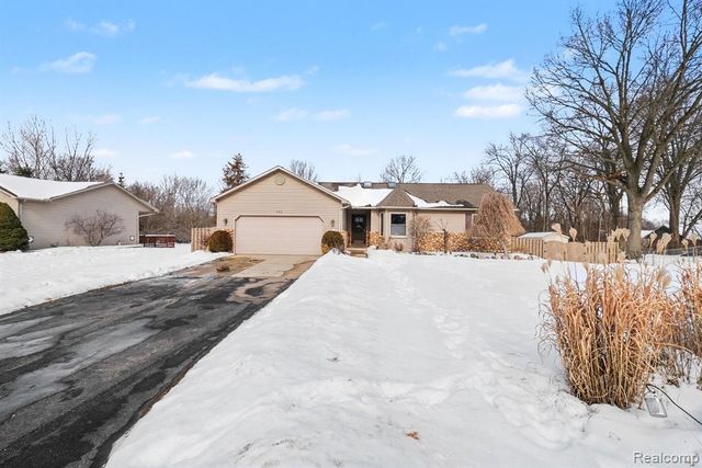 632 Mill Street, Fenton, MI 48430