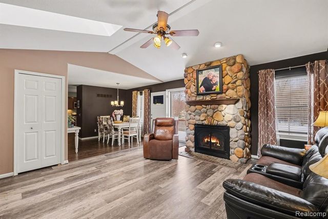 632 Mill Street, Fenton, MI 48430