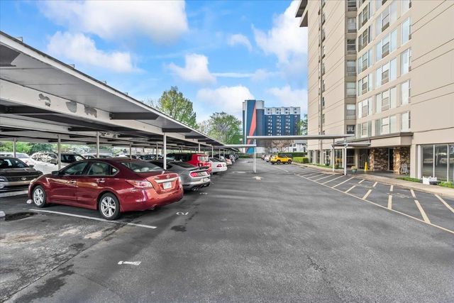 232 S Highland St Apt 905, Memphis, TN 38111