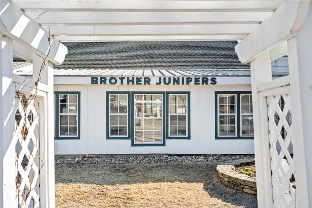 232 S Highland St Apt 905, Memphis, TN 38111