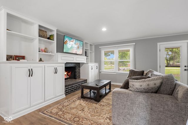 12602 Markay Drive, Fishers, IN 46038