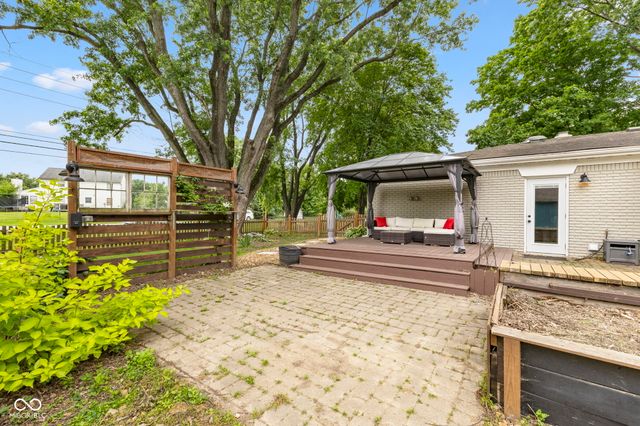 12602 Markay Drive, Fishers, IN 46038
