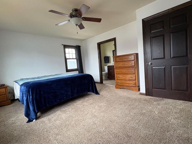 863 N Michigan Street, Prairie Du Chien, WI 53821