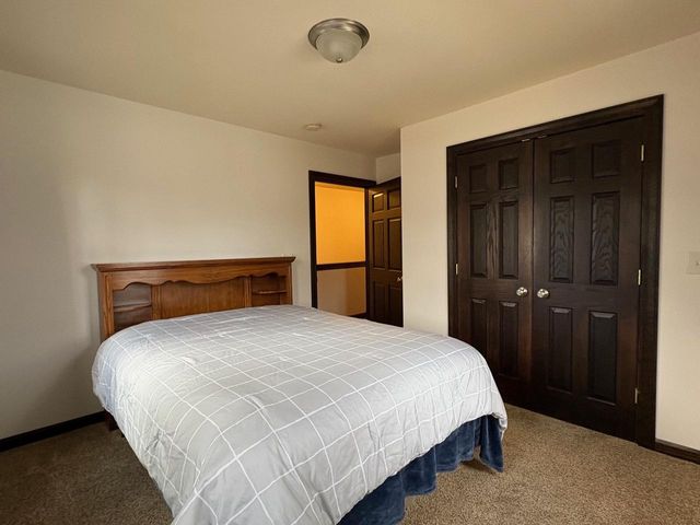 863 N Michigan Street, Prairie Du Chien, WI 53821