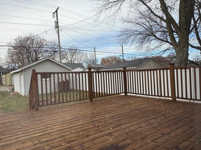 863 N Michigan Street, Prairie Du Chien, WI 53821