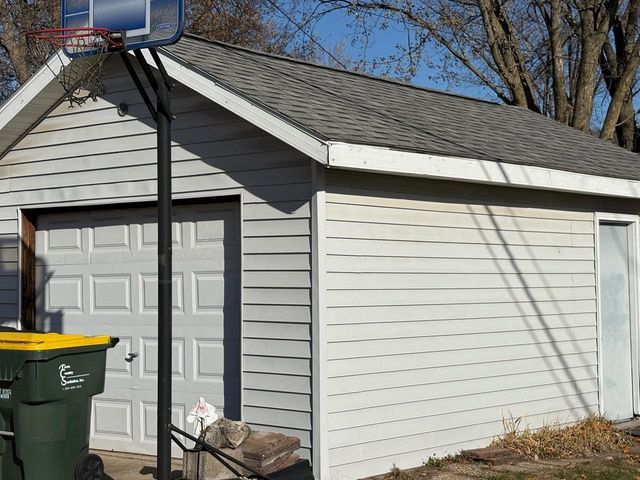 863 N Michigan Street, Prairie Du Chien, WI 53821