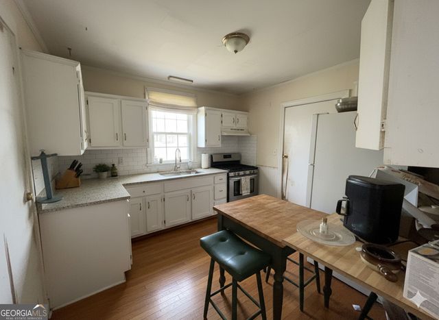 711 Applewood Street, Macon, GA 31217