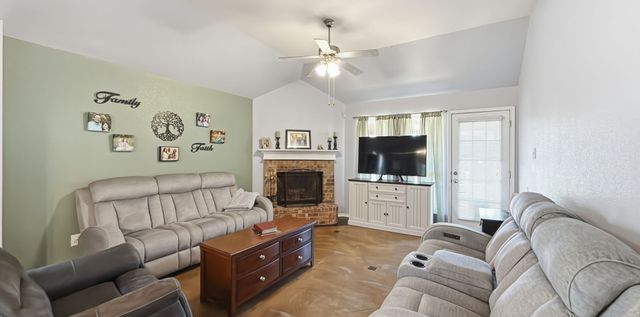 1141 Trinidad Drive, Fort Worth, TX 76140