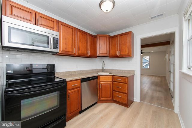 312 4TH AVE, Audubon, NJ 08106