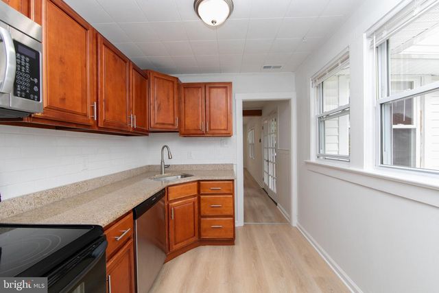 312 4TH AVE, Audubon, NJ 08106