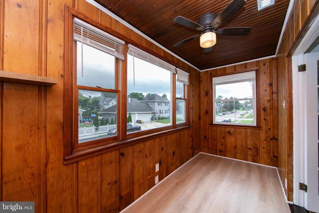 312 4TH AVE, Audubon, NJ 08106