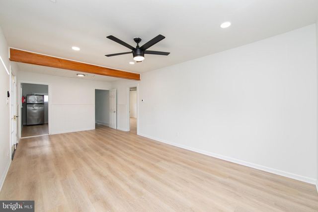 312 4TH AVE, Audubon, NJ 08106
