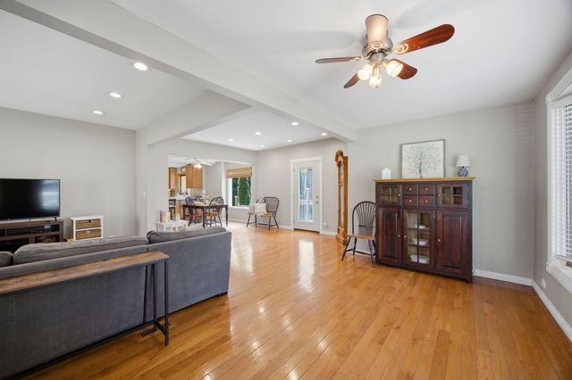 5417 Blodgett Avenue, Downers Grove, IL 60515