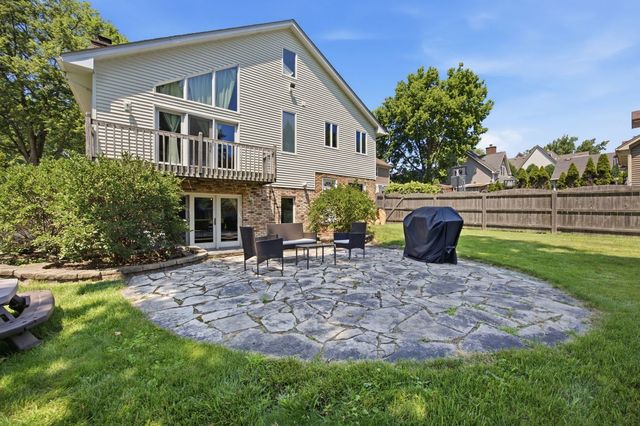 5417 Blodgett Avenue, Downers Grove, IL 60515
