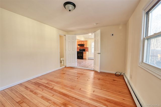 180 Lakeside Trail, Ridge, NY 11961