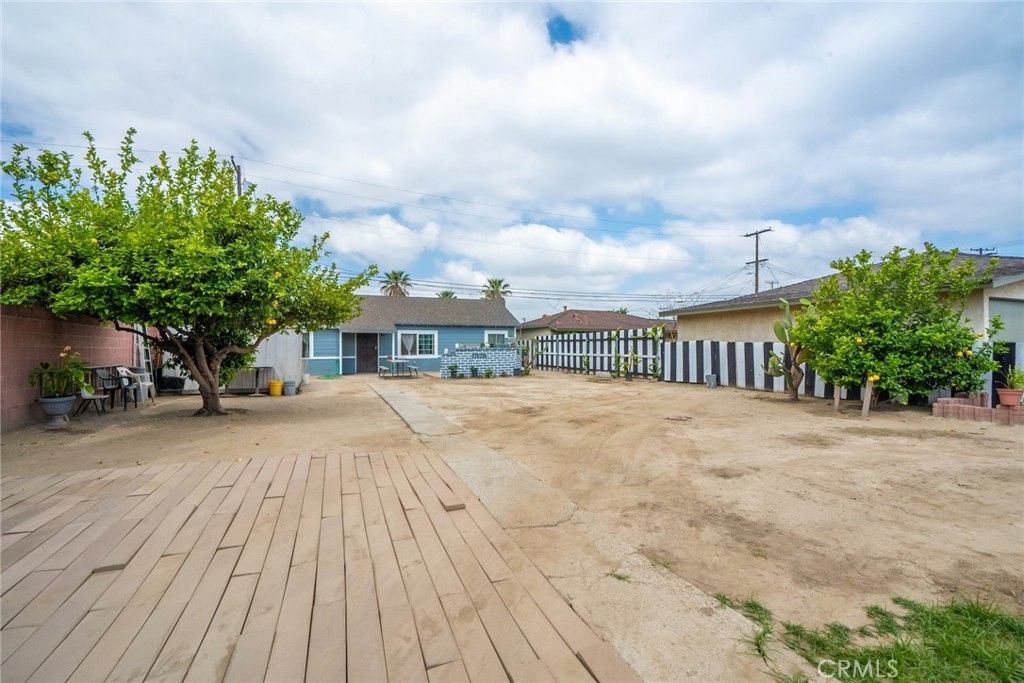 Image 6 of property listing at 821 N Pauline, Anaheim, CA 92805