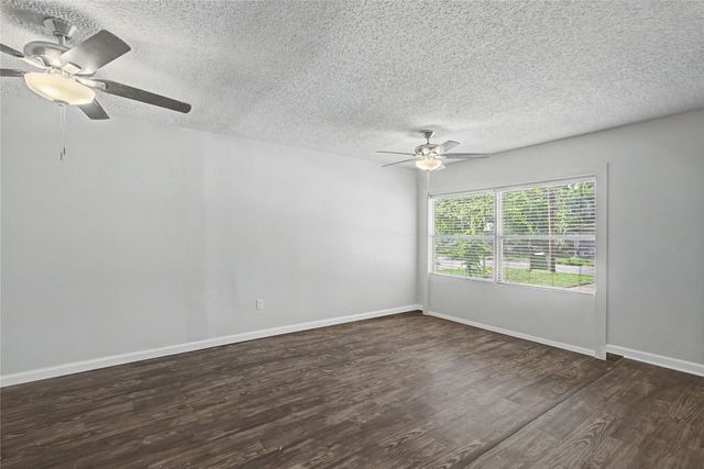 1205 SE 14th Street, Mineral Wells, TX 76067