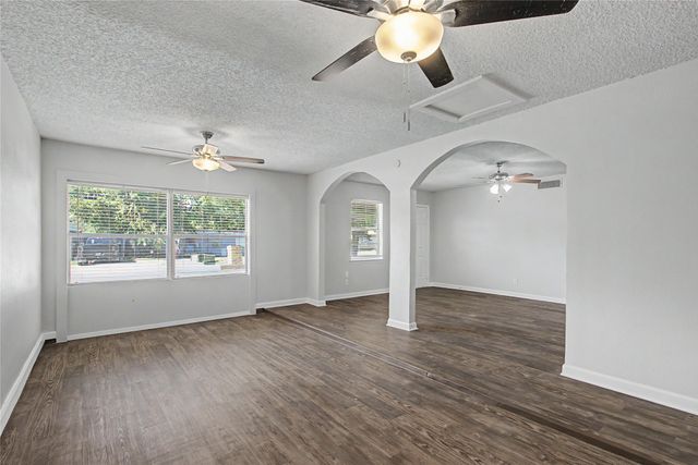 1205 SE 14th Street, Mineral Wells, TX 76067