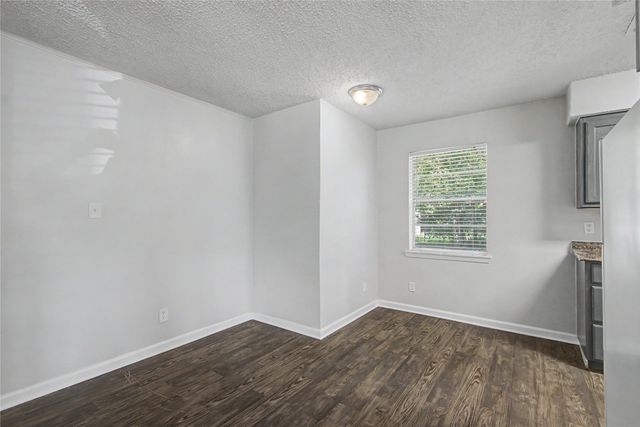 1205 SE 14th Street, Mineral Wells, TX 76067