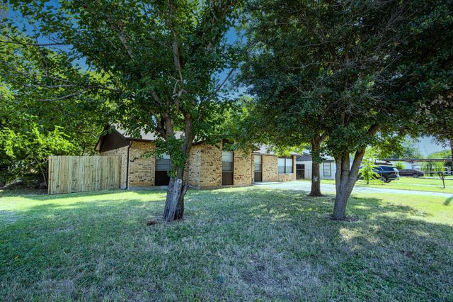 1205 SE 14th Street, Mineral Wells, TX 76067