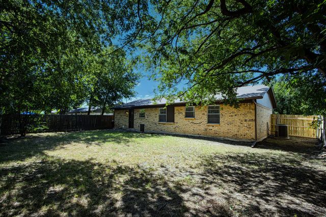 1205 SE 14th Street, Mineral Wells, TX 76067