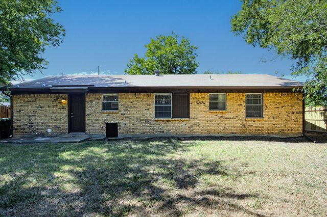 1205 SE 14th Street, Mineral Wells, TX 76067