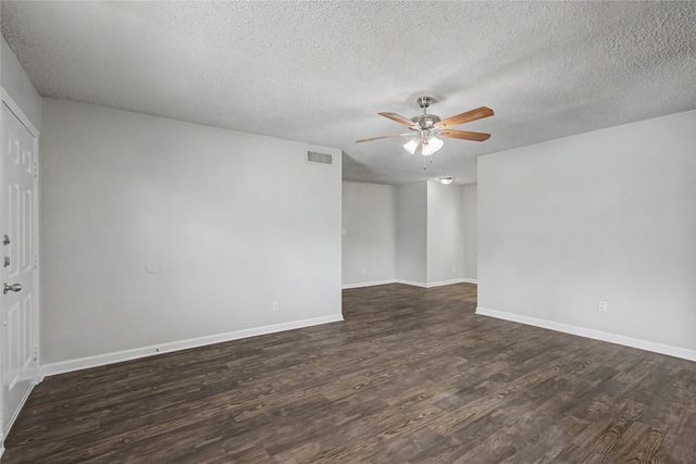 1205 SE 14th Street, Mineral Wells, TX 76067