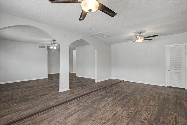 1205 SE 14th Street, Mineral Wells, TX 76067