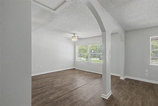 1205 SE 14th Street, Mineral Wells, TX 76067