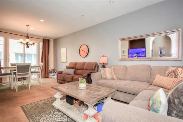 4445 Owens, Corona, CA 92883