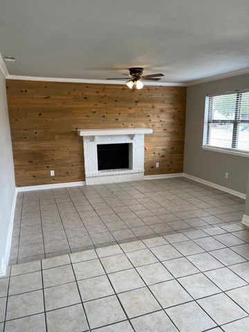 1009 Glenn Circle, Mesquite, TX 75149