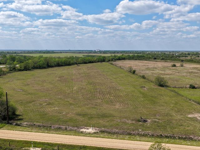 762 Cr 248 Road, East Bernard, TX 77435