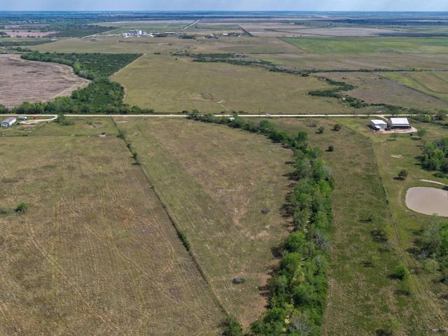 762 Cr 248 Road, East Bernard, TX 77435