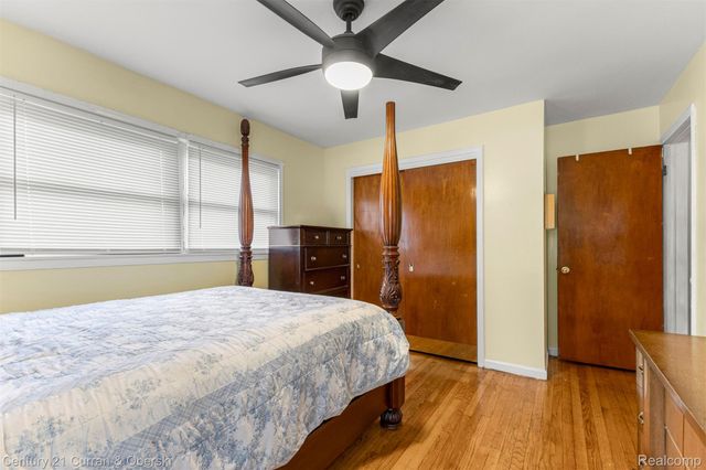 26657 W Chicago, Redford Charter Township, MI 48239