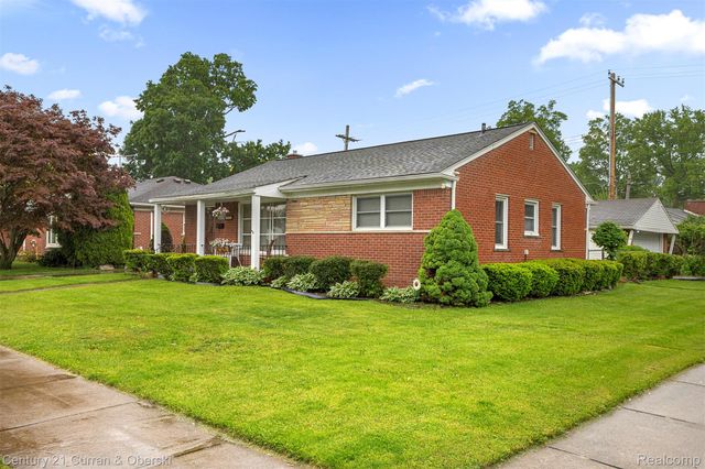 26657 W Chicago, Redford Charter Township, MI 48239
